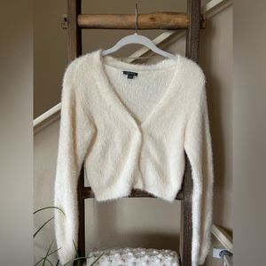 Soft Fuzzy Cropped Cardigan